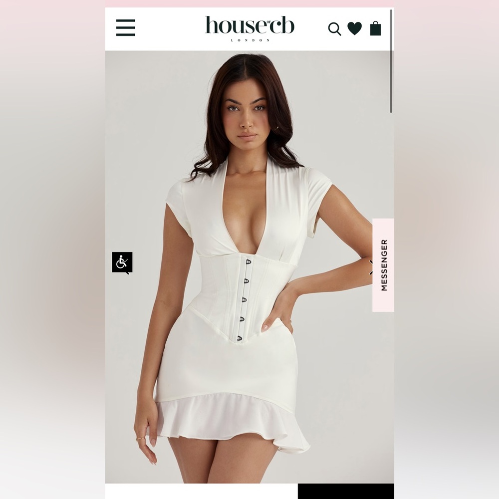Never worn TIANNA

IVORY RUFFLE CORSET DRESS